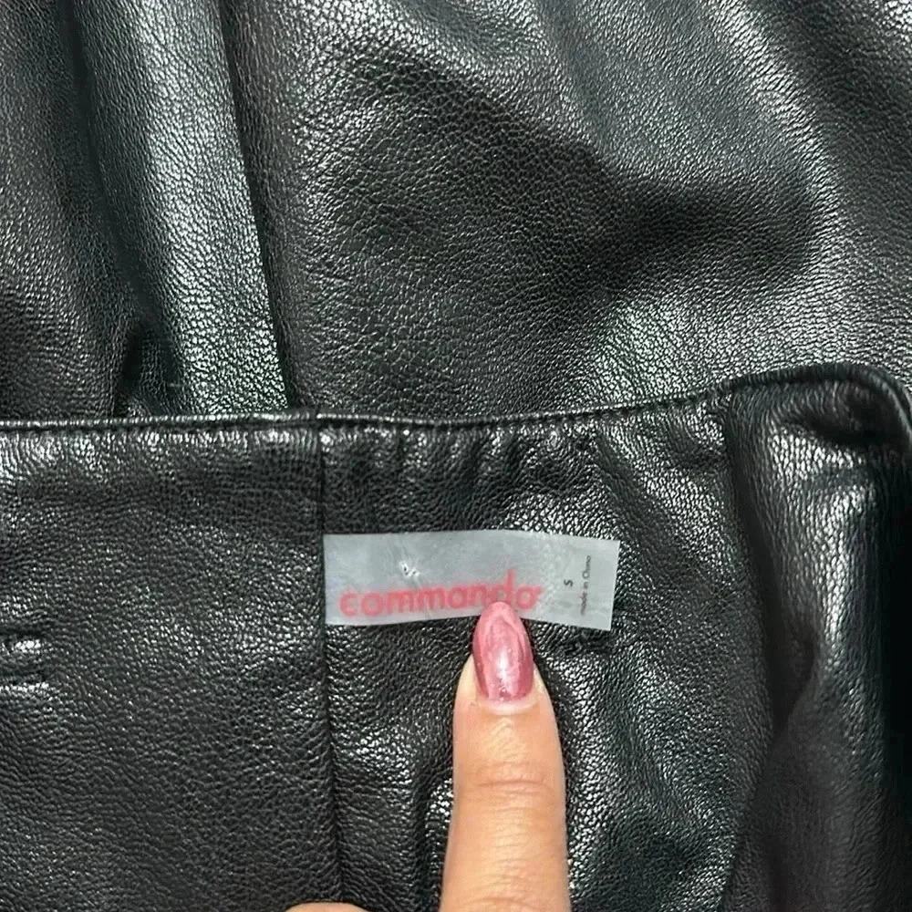 Commando - Picture 6 of 7